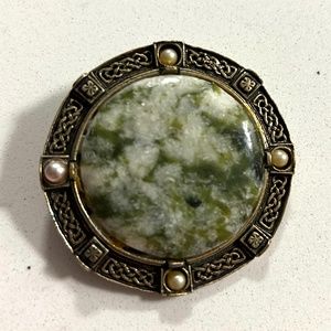 Antique Scottish Victorian Sterling Silver Green Agate brooch